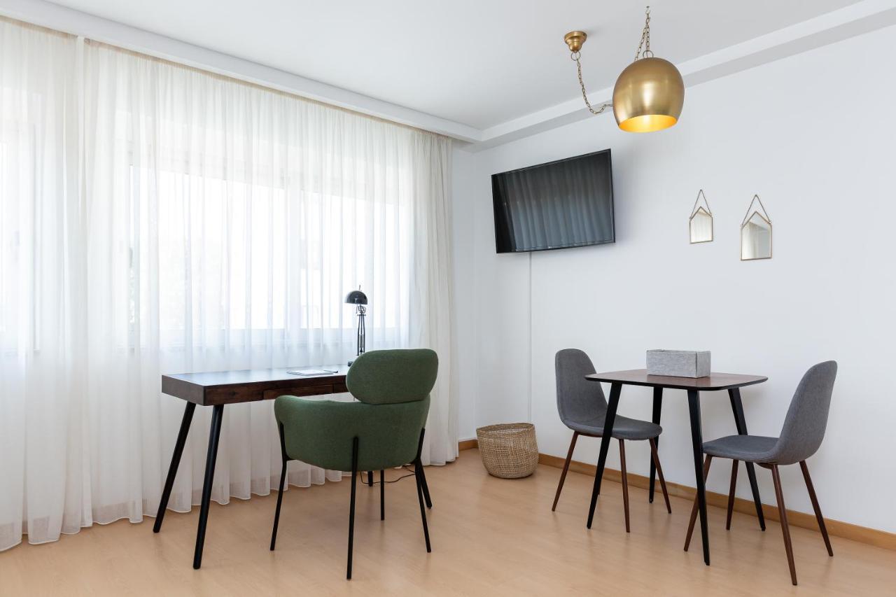 Feel Corporate Housing Marques Apartment Porto Luaran gambar